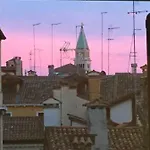 Romantic Rialto
