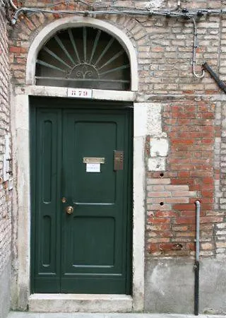 Daire Romantic Rialto